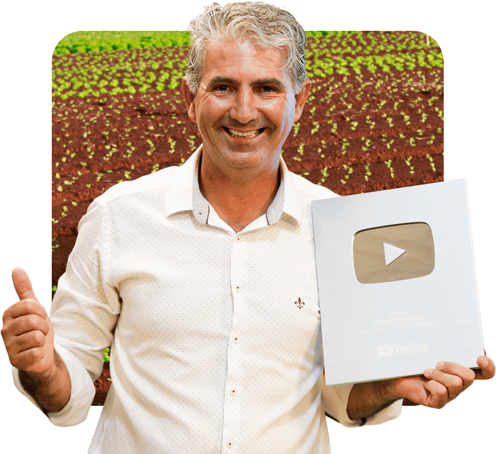 Magrão com placa do Youtube